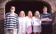 Easter 2003 All with Mom.jpg (57632 bytes)